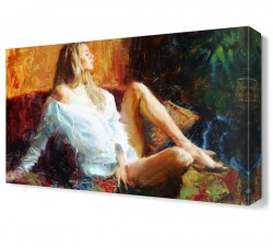 Beyaz Gömlekli Kadın Tablosu