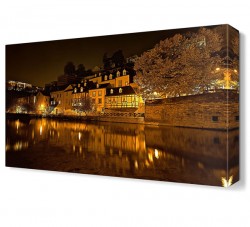 Deniz Kıyısı Evler Tablosu