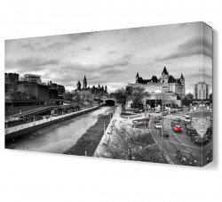 Siyah Beyaz Şehir ve Kırmızı Araba Tablosu