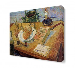 Masanın Üzerindeki Eşyalar Tablosu